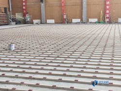 45度斜鋪龍骨運動體育地板多錢一平