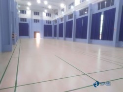 45度斜鋪龍骨運動體育地板大約多少錢